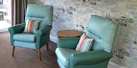 Care Chairs & Sofas